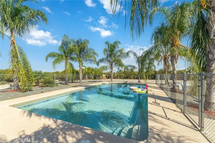 23259 64 Avenue, Ducor, California 93218