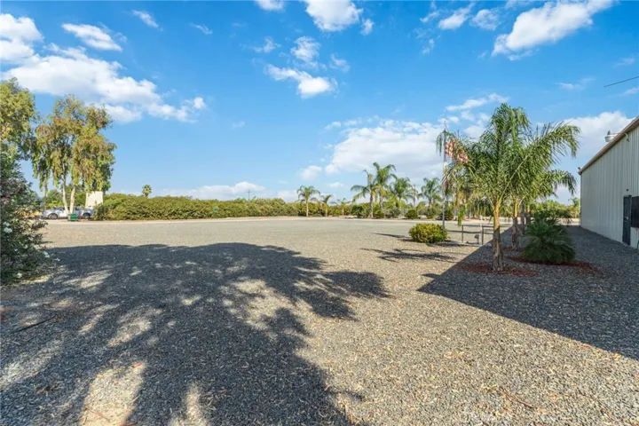 23259 64 Avenue, Ducor, California 93218