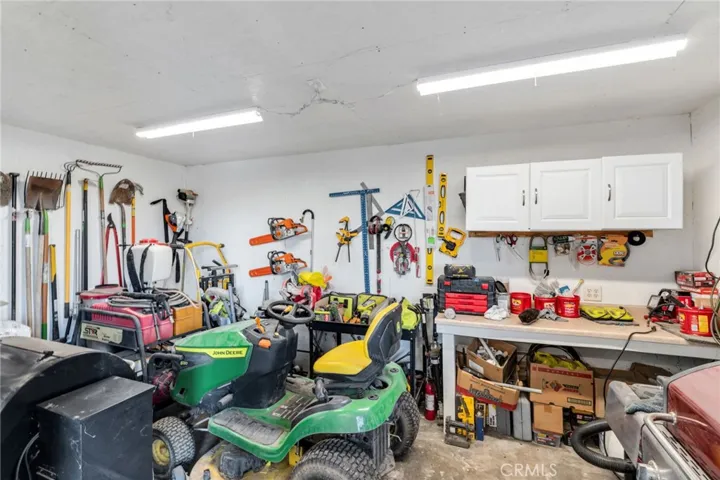23259 64 Avenue, Ducor, California 93218