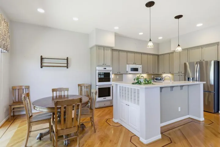 9066 Village View Loop, San Jose, California 95135