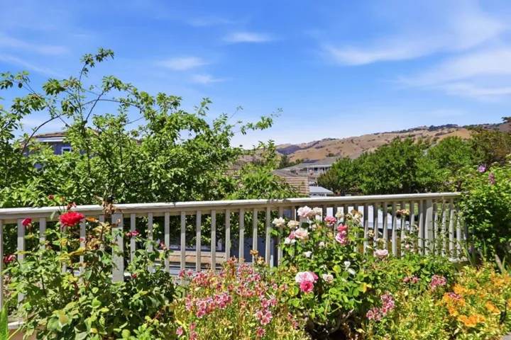 9066 Village View Loop, San Jose, California 95135
