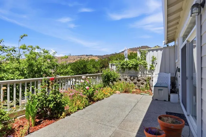 9066 Village View Loop, San Jose, California 95135