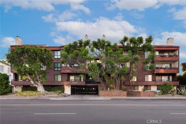 4425 Whitsett Avenue 210, Studio City, California 91604