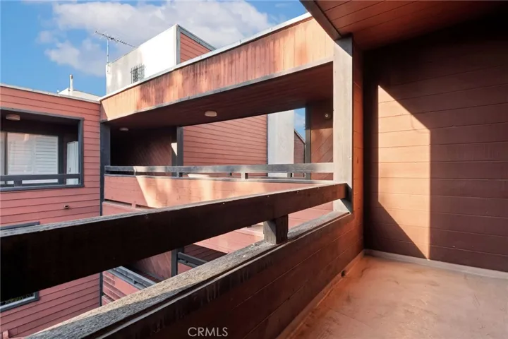 4425 Whitsett Avenue 210, Studio City, California 91604
