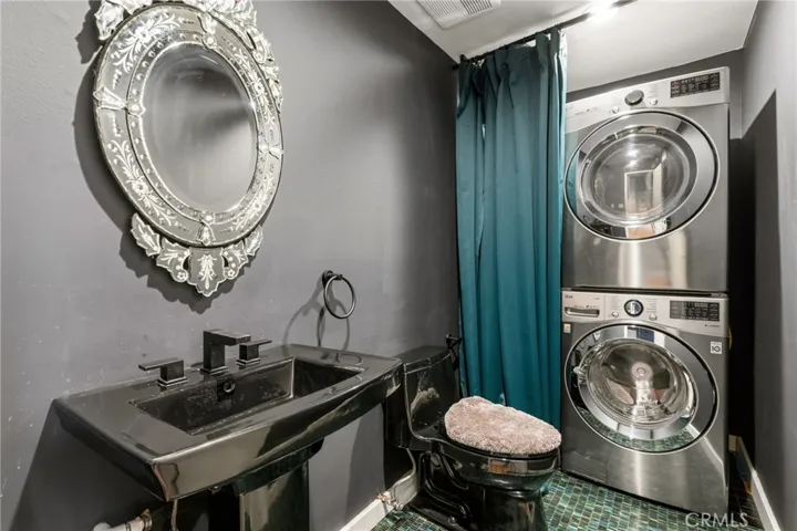 4425 Whitsett Avenue 210, Studio City, California 91604