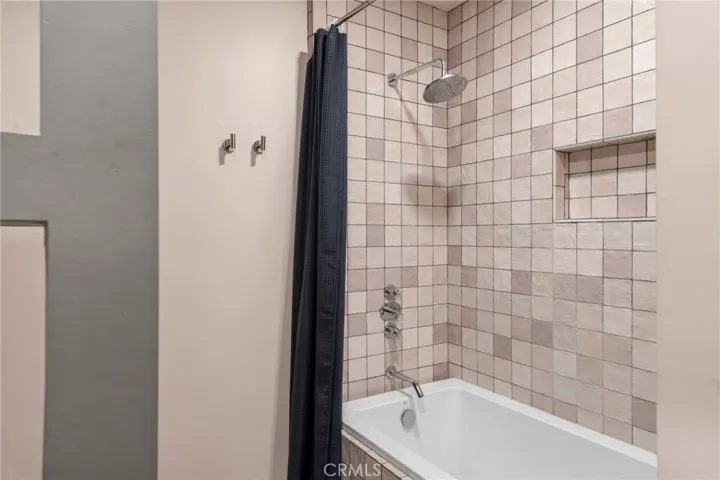 4425 Whitsett Avenue 210, Studio City, California 91604