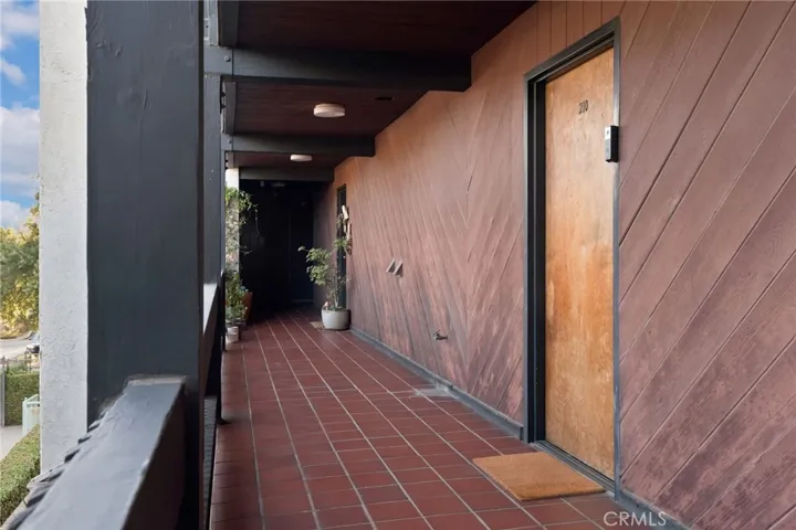 4425 Whitsett Avenue 210, Studio City, California 91604