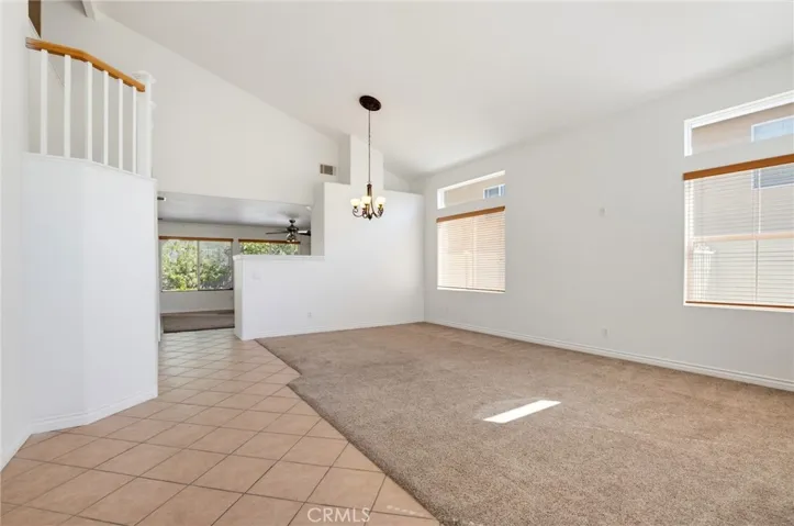 21117 Oakleaf Canyon Drive, Newhall, California 91321 — photo 5