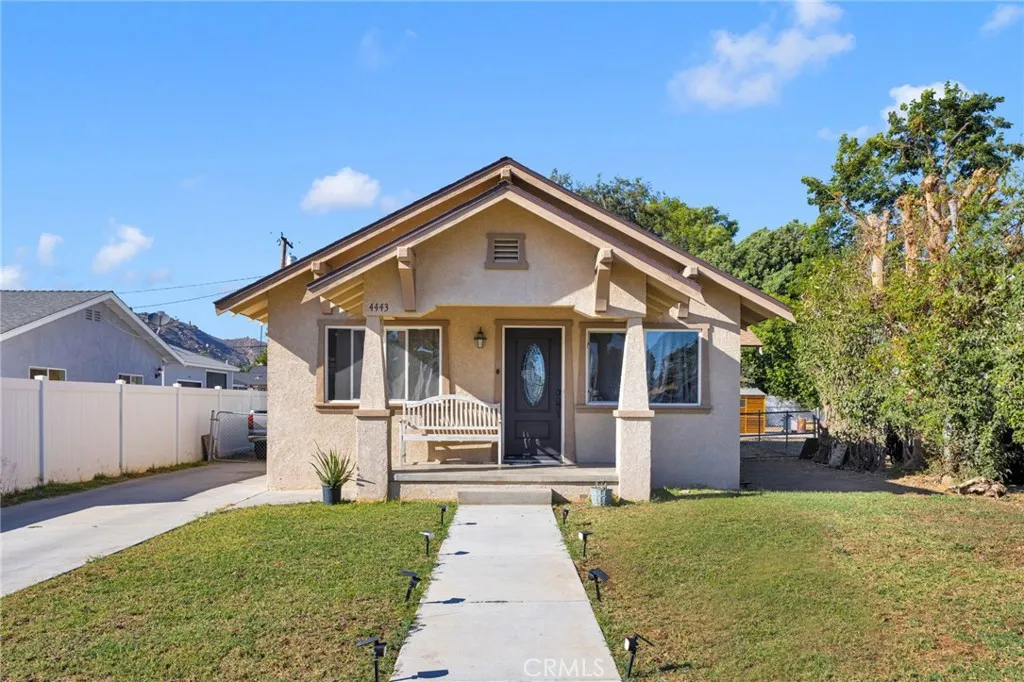 4443 Highland Pl