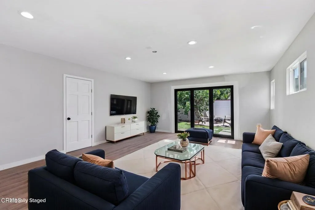 55-web-or-mls-Hendricks Ave-L1607-049 vi 55-web-or-mls-Hendricks Ave-L1607-049 vi