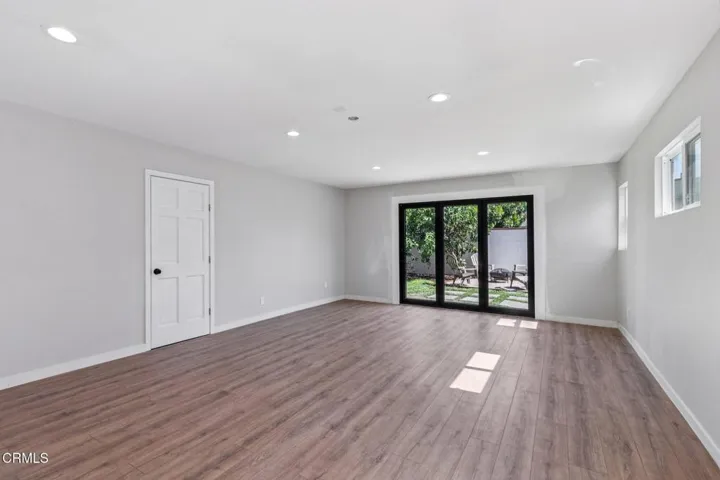 54-web-or-mls-A-Hendricks Ave-L1607-049r