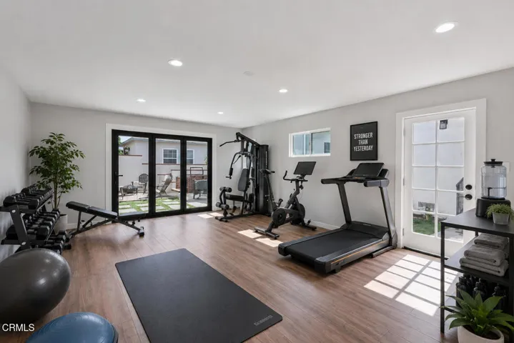 modern_home_gym_with_natural_light