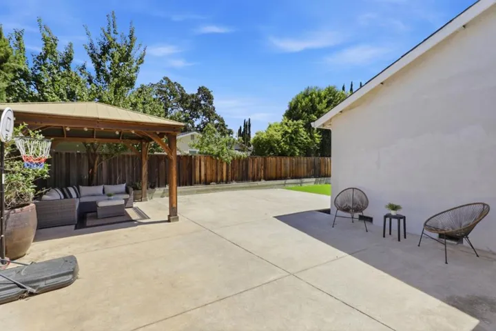 877 Renton Court, San Jose, California 95123