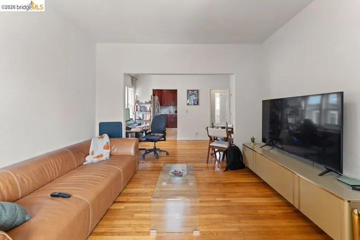 74 Pearl St, Oakland, California 94611