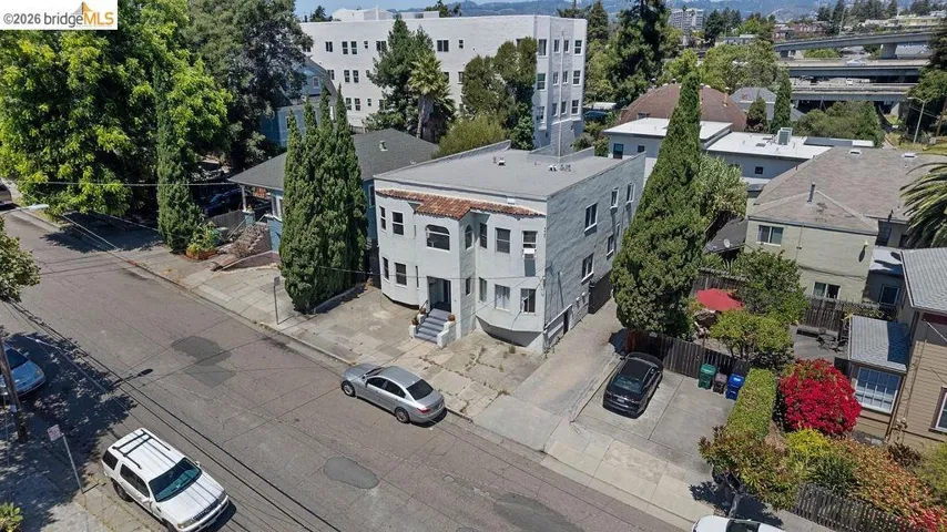 74 Pearl St, Oakland, California 94611
