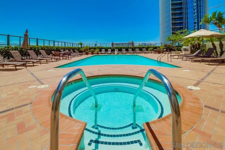 700 W E St 1602, San Diego, California 92101