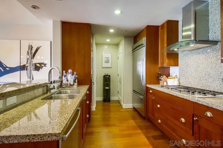 700 W E St 1602, San Diego, California 92101