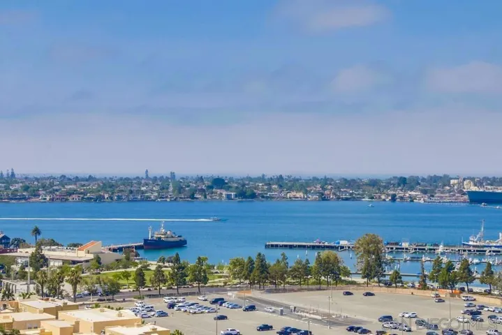 700 W E St 1602, San Diego, California 92101