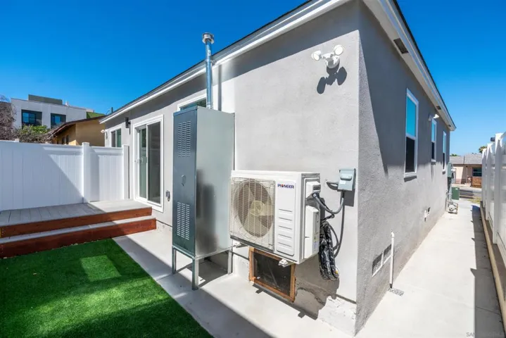 430 47th, San Diego, California 92102