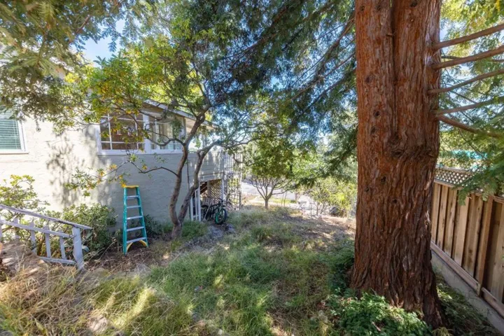 2032 Lyon Avenue, Belmont, California 94002