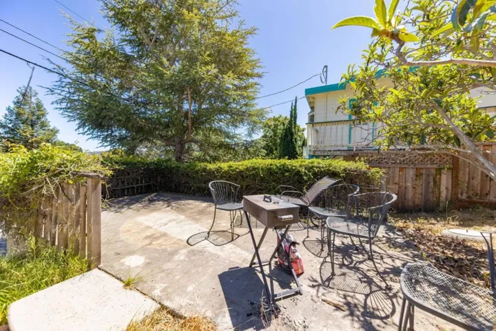 2032 Lyon Avenue, Belmont, California 94002