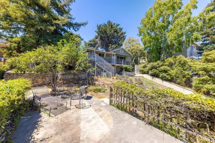 2032 Lyon Avenue, Belmont, California 94002