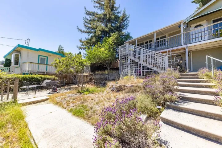 2032 Lyon Avenue, Belmont, California 94002