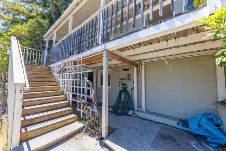 2032 Lyon Avenue, Belmont, California 94002