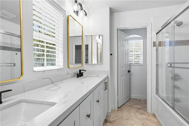 34 League, Irvine, California 92602