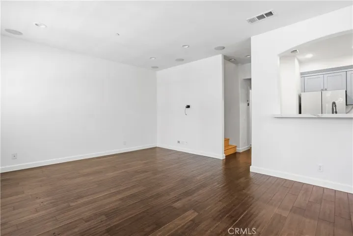 34 League, Irvine, California 92602