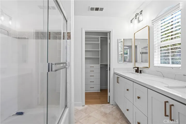 34 League, Irvine, California 92602