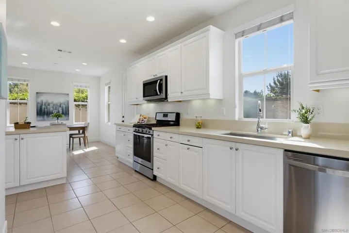 16055 Veridian, San Diego, California 92127