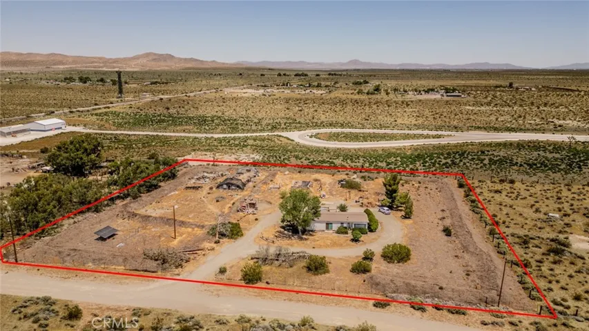 19175 Kailua, Adelanto, California 92301