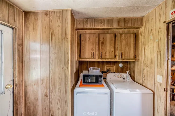 19175 Kailua, Adelanto, California 92301