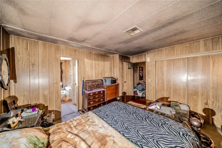 19175 Kailua, Adelanto, California 92301