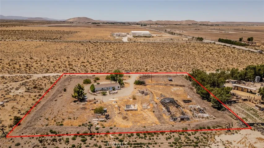 19175 Kailua, Adelanto, California 92301