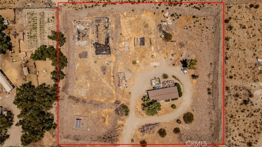19175 Kailua, Adelanto, California 92301
