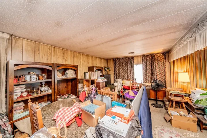 19175 Kailua, Adelanto, California 92301