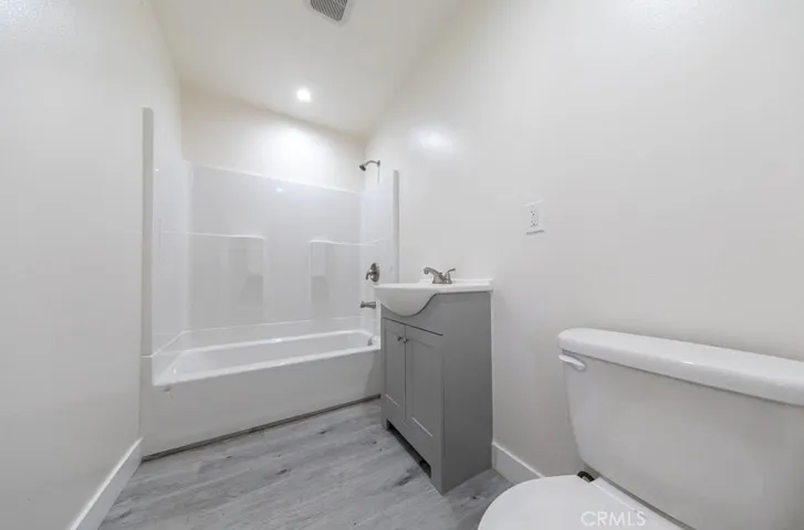 21801 Hawaiian Ave D, Hawaiian Gardens, California 90716