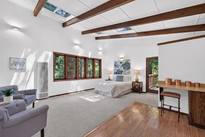 355 Valencia Road, Aptos, California 95003