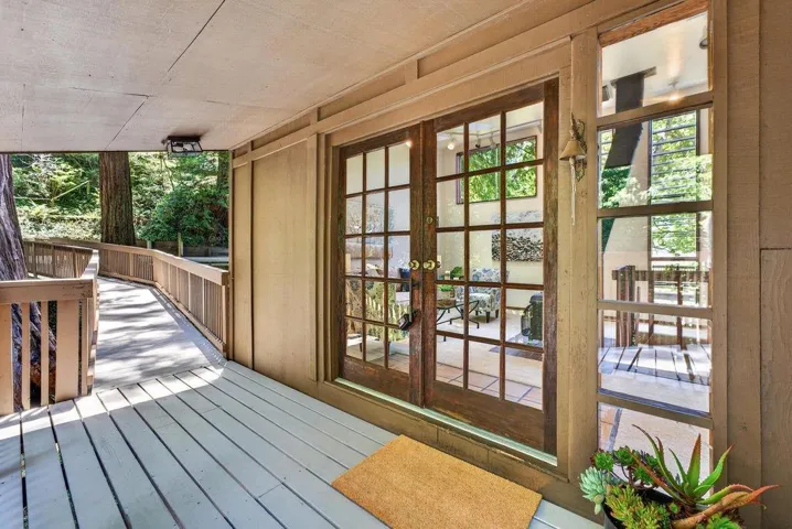 355 Valencia Road, Aptos, California 95003