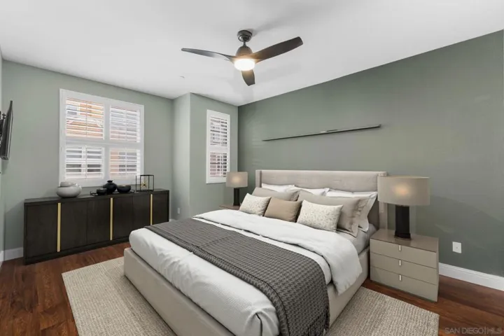https://zimg.paragon.ice.com/ParagonImages/Property/PA/SDMLS/-530302/10/533/400/491deb0291b82af5ae67b2e74b6287c1/3/cc4d7dbf08bdffed7f80db3a4eef1df3/-530302-1cf6fdf2-114d-49ce-980e-bd2735b59a0e.JPG