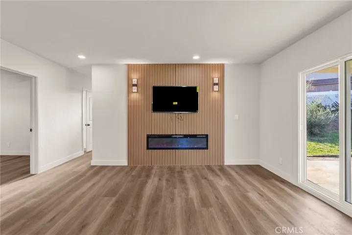 5673 Bella Drive, Riverside, California 92509
