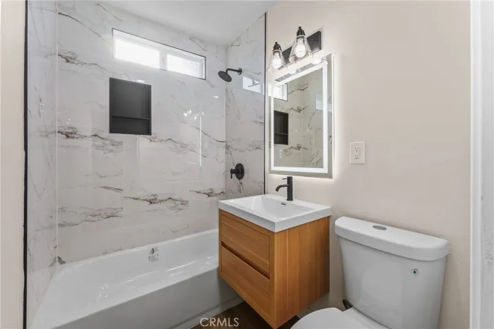 5673 Bella Drive, Riverside, California 92509