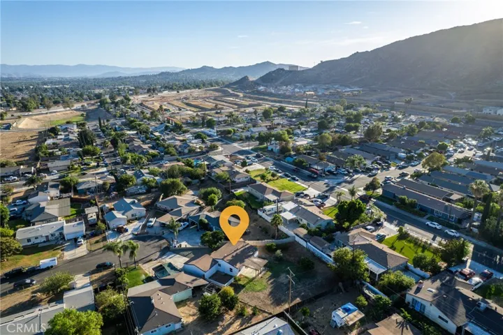 5673 Bella Drive, Riverside, California 92509