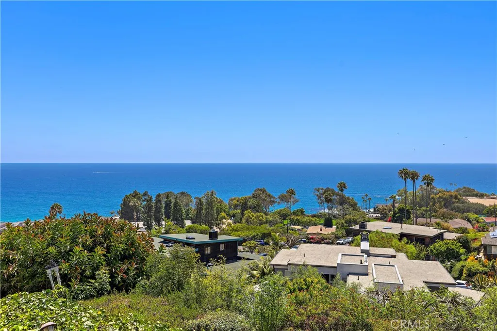 21692 Ocean Vista Dr