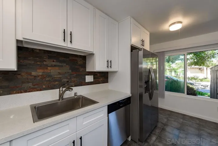 2388 Grand, San Diego, California 92109