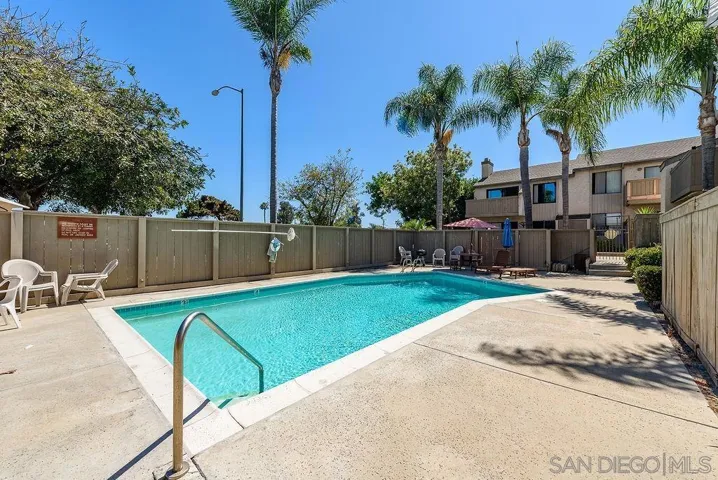 2388 Grand, San Diego, California 92109