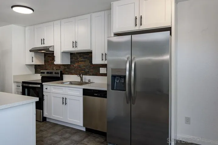 2388 Grand, San Diego, California 92109
