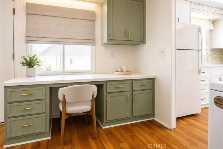 Laundry/utility room digitally enhanced